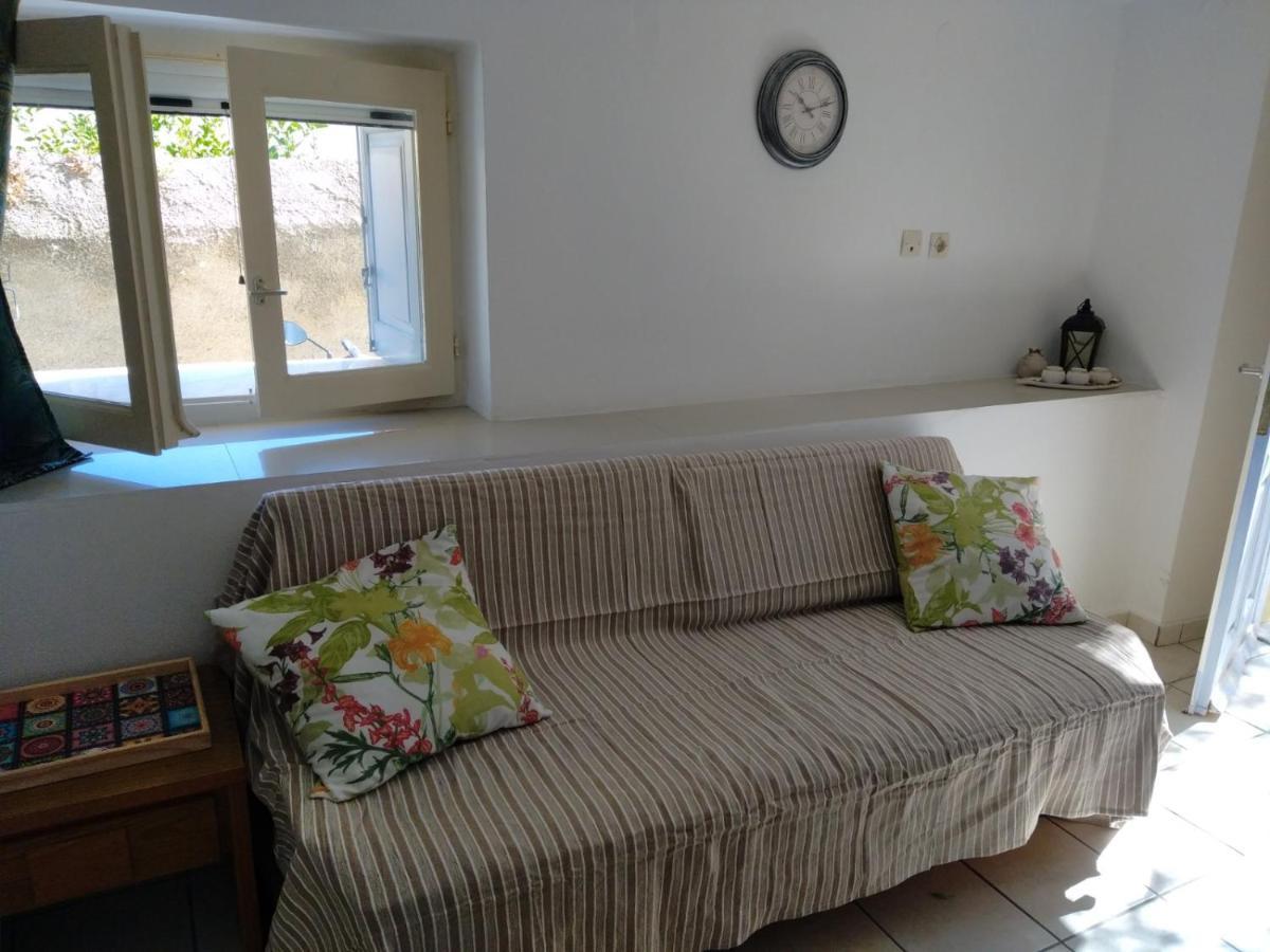 Artemis Ermoupoli Centre Appartement Pour Petit Budget Backpackers Exterior foto